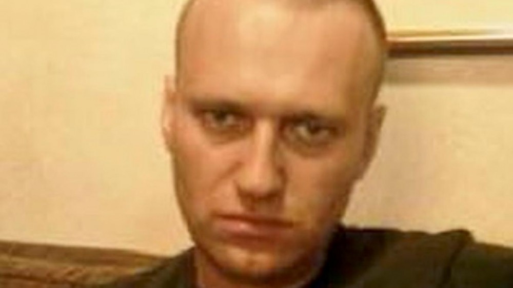 Alexei Navalnîi, aflat în greva foamei în închisoare, a fost ameninţat cu hrănirea forţată. În Rusia, legea permite acest lucru